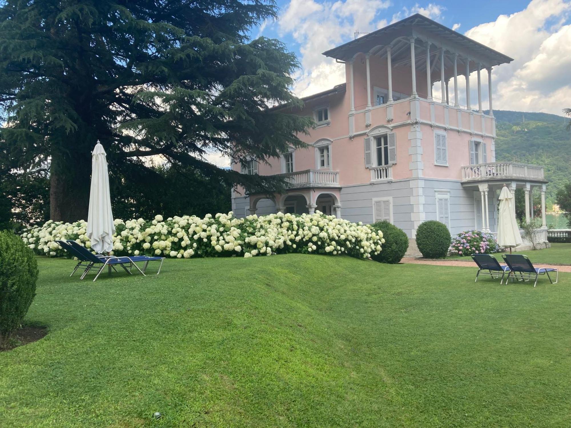 Ville Lago Lugano Porto Ceresio Exterior foto
